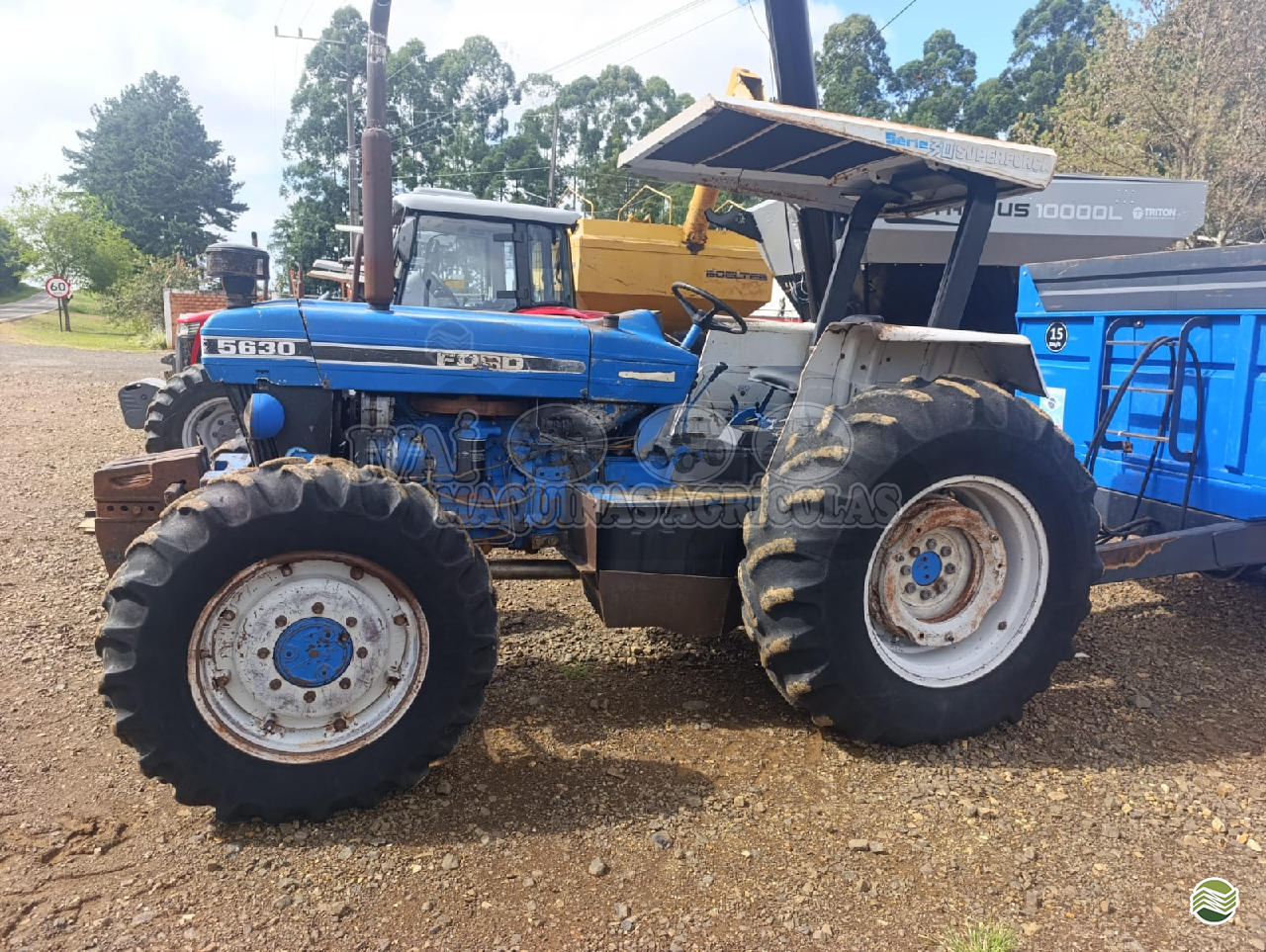 TRATOR NEW HOLLAND NEW 5630 Tração 4x4 Ivaí Máquinas Agrícolas IVAI PARANÁ PR